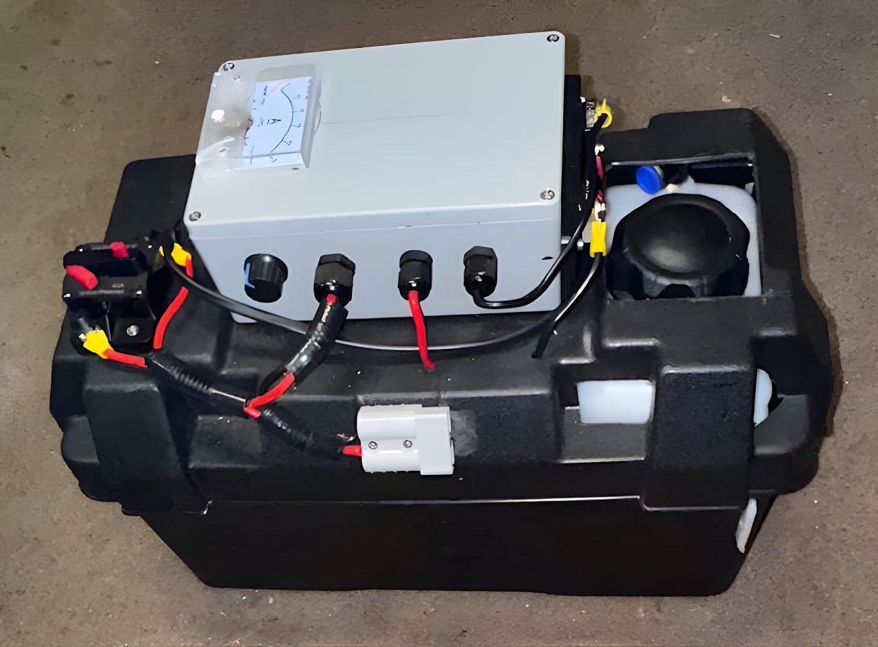 Gen 10 hydrogen fuel system (December 2024) with 30 amp circuit breaker fitted as standard